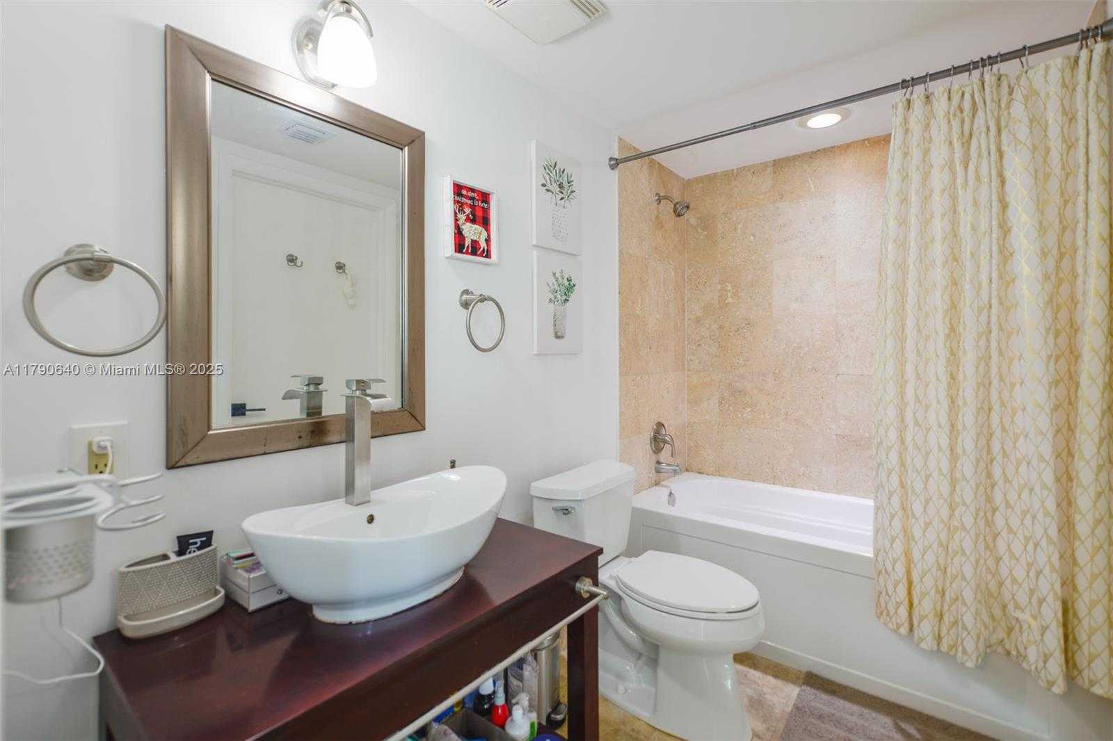 Small Image of 350 SOUTH MIAMI AVE #1911, Miami Number 12