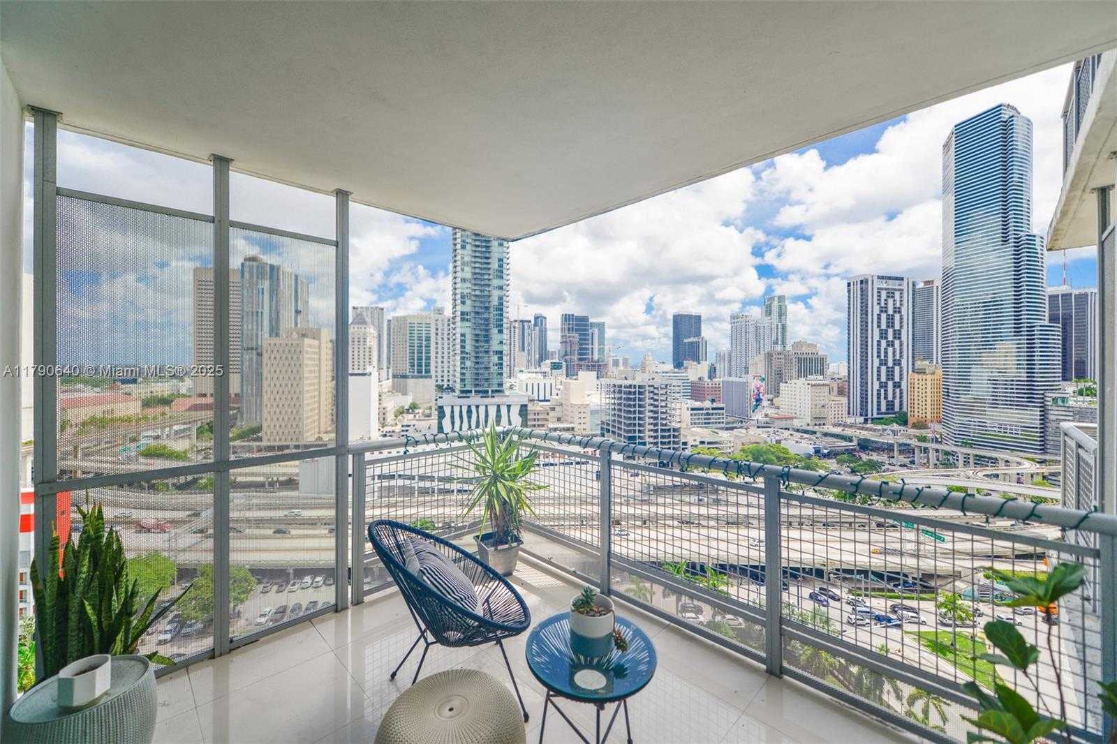Small Image of 350 SOUTH MIAMI AVE #1911, Miami Number 13