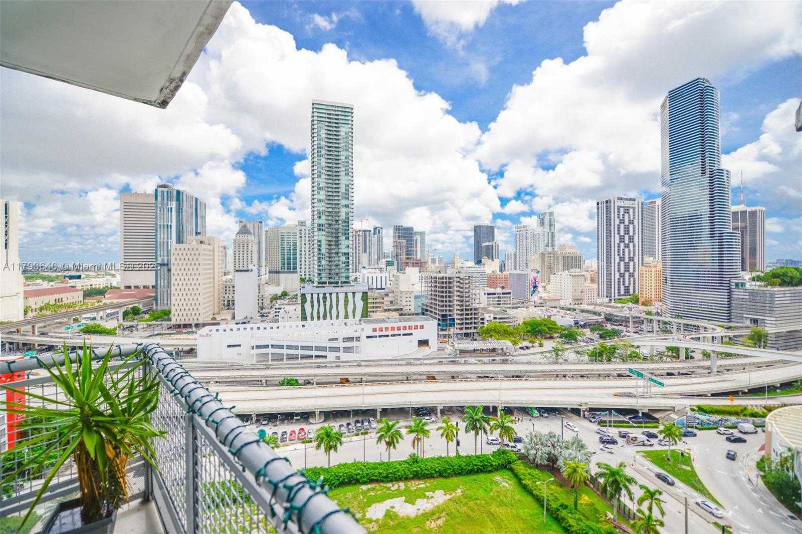 Small Image of 350 SOUTH MIAMI AVE #1911, Miami Number 15