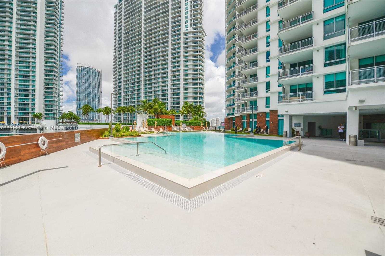 Small Image of 350 SOUTH MIAMI AVE #1911, Miami Number 19