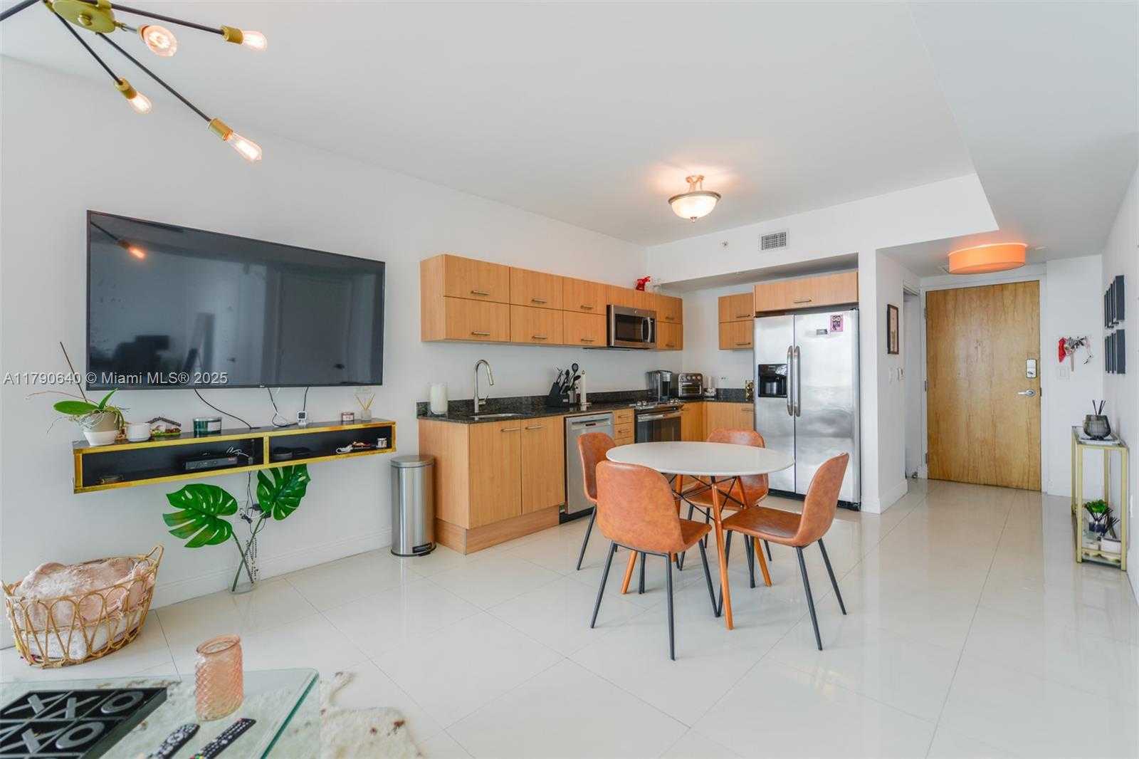 Small Image of 350 SOUTH MIAMI AVE #1911, Miami Number 7