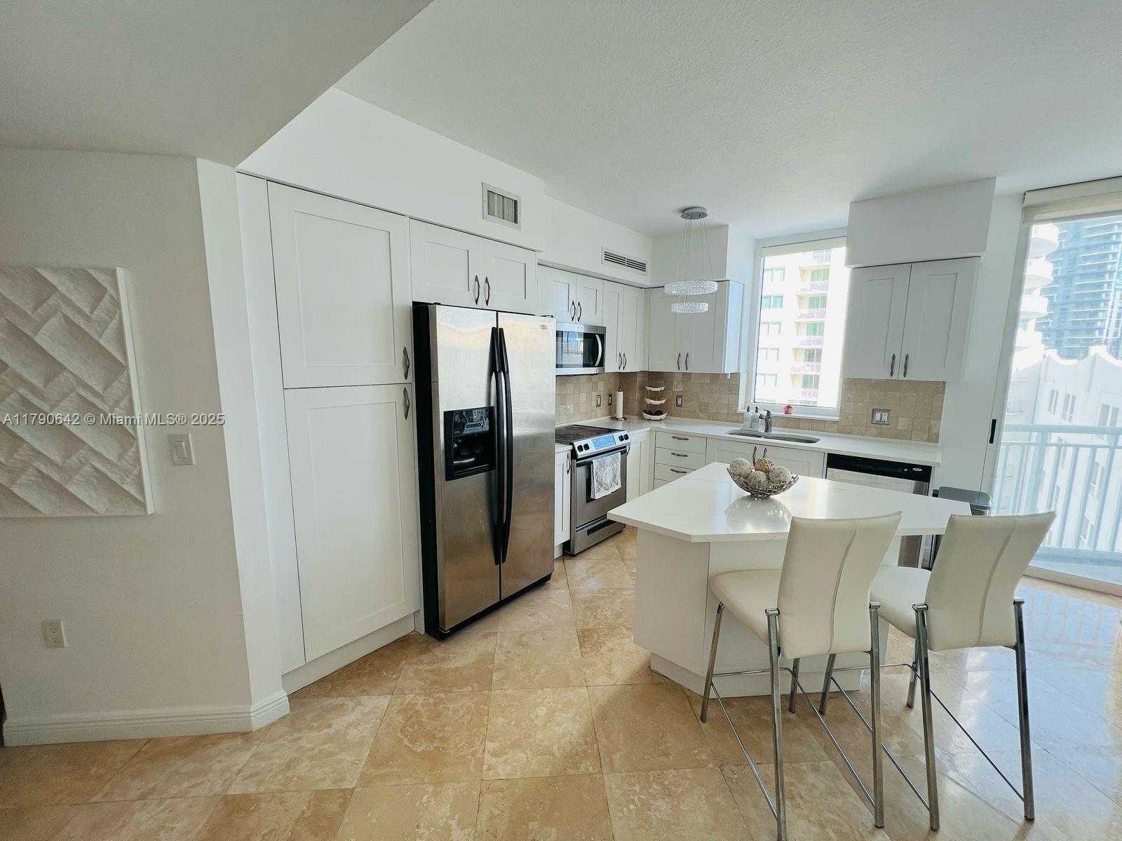 Small Image of 1745 EAST HALLANDALE BEACH BLVD #706W, Hallandale Beach Number 4