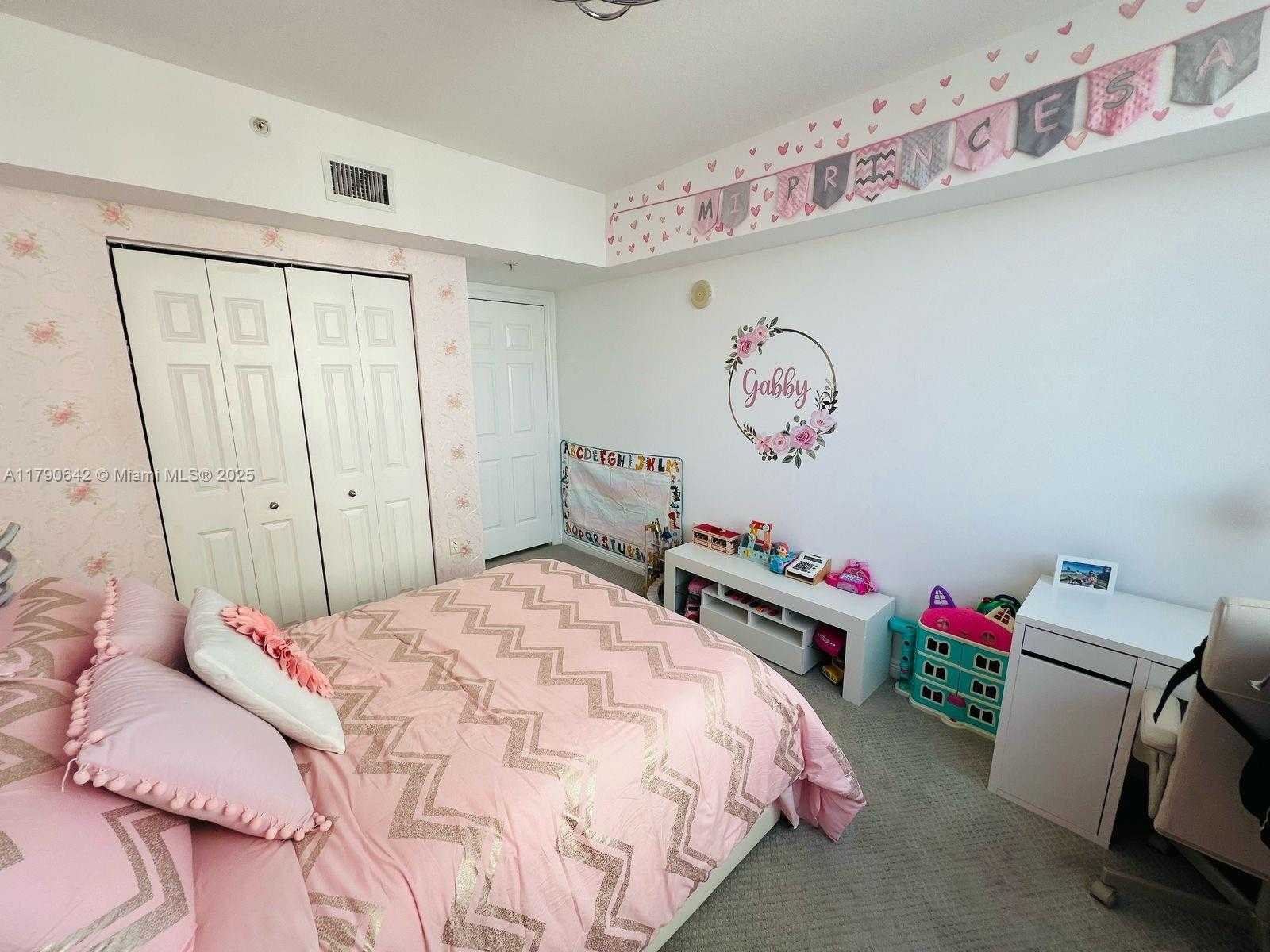 Small Image of 1745 EAST HALLANDALE BEACH BLVD #706W, Hallandale Beach Number 6