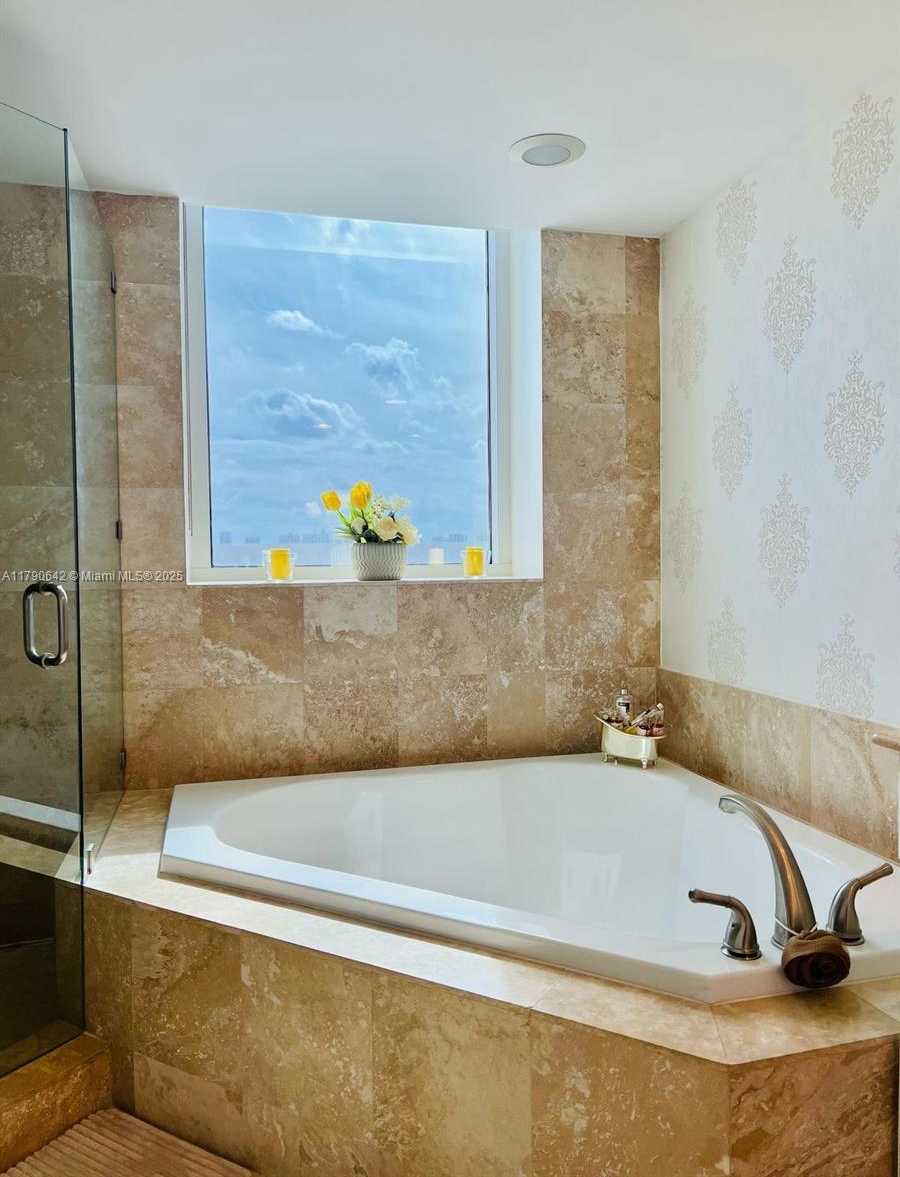 Small Image of 1745 EAST HALLANDALE BEACH BLVD #706W, Hallandale Beach Number 8
