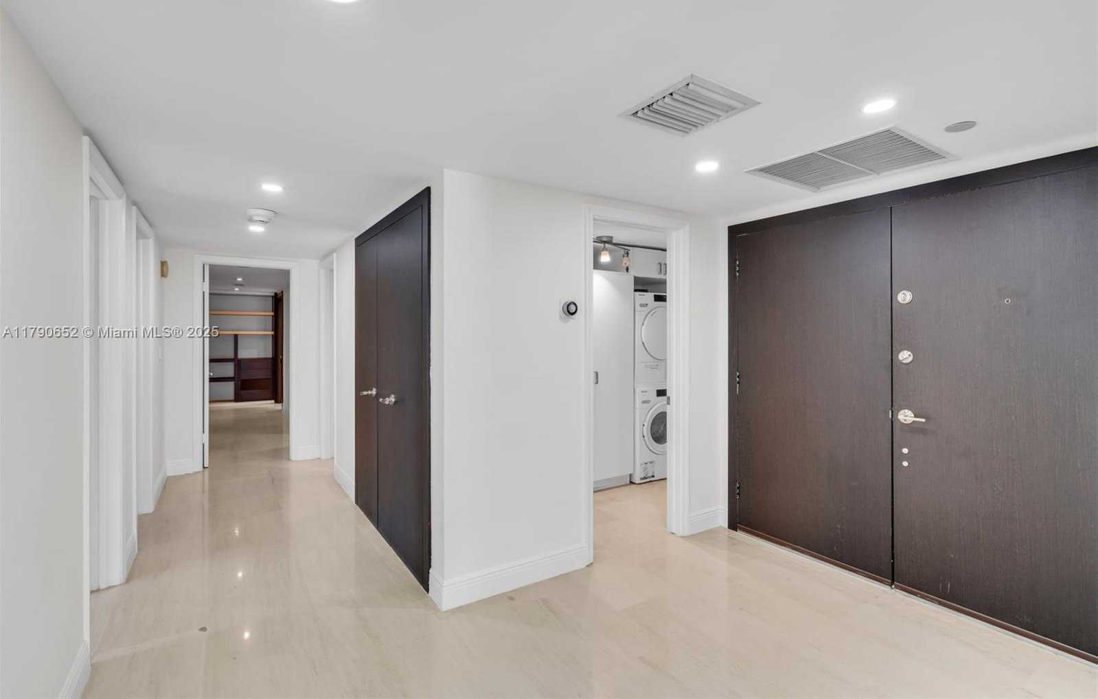 Small Image of 155 OCEAN LANE DR #300, Key Biscayne Number 14