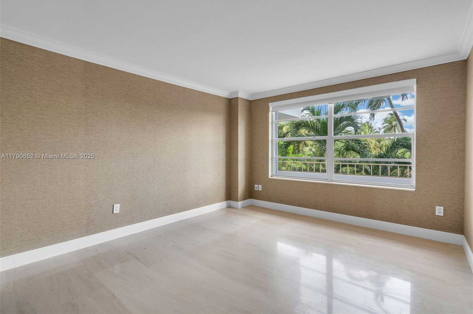 Small Image of 155 OCEAN LANE DR #300, Key Biscayne Number 17