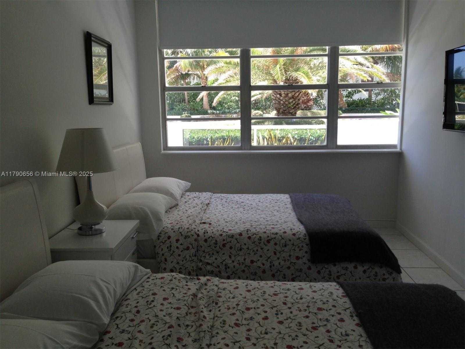 Small Image of 100 LINCOLN RD #336, Miami Beach Number 2