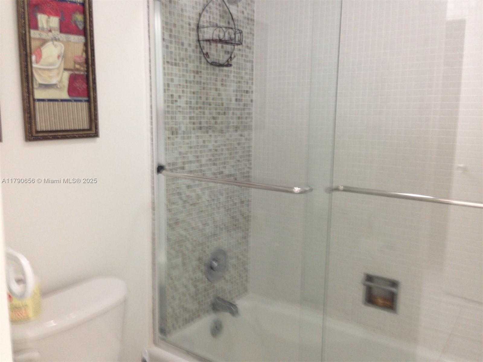 Small Image of 100 LINCOLN RD #336, Miami Beach Number 8