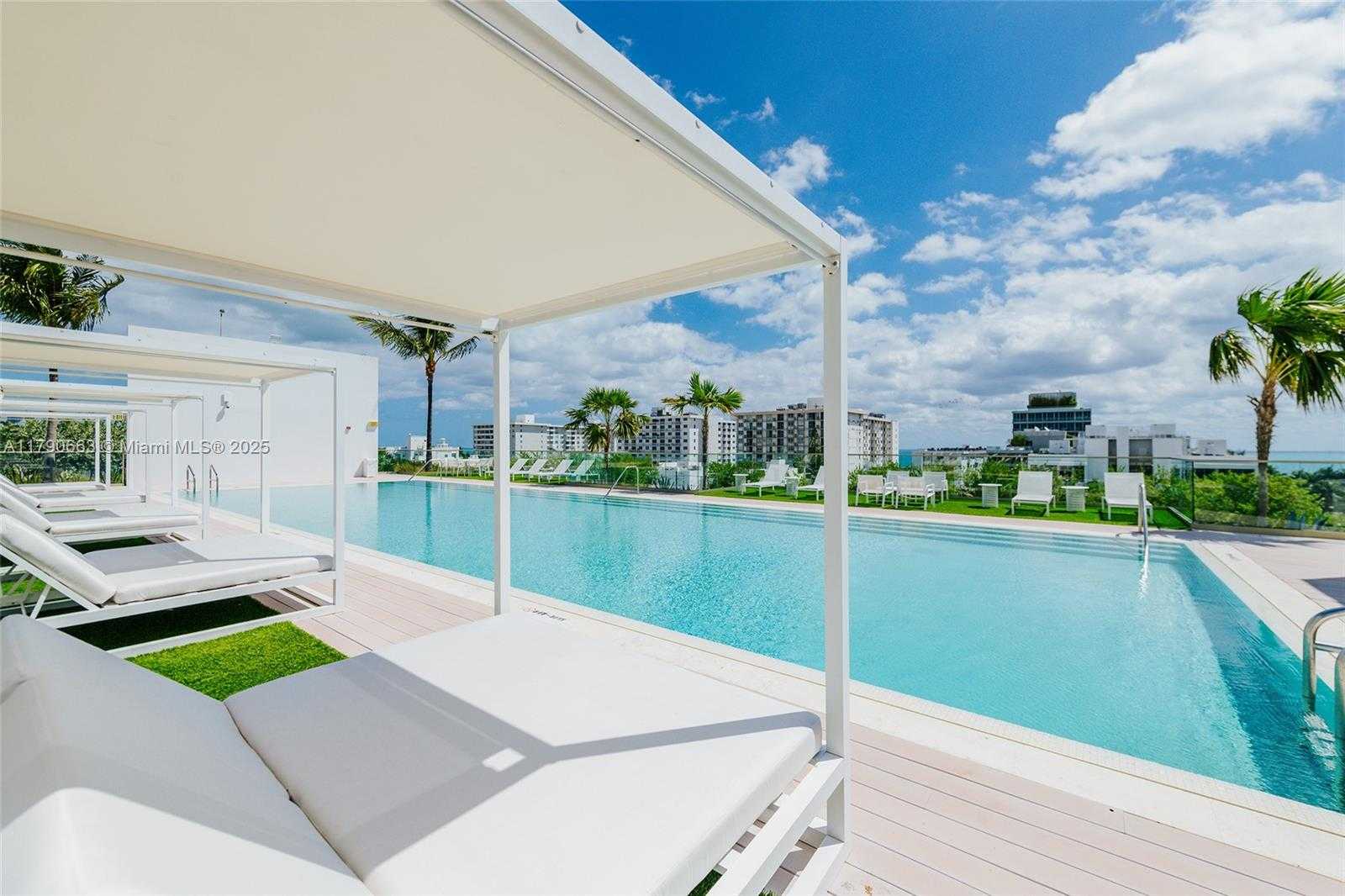 Small Image of 300 COLLINS AVE #2F, Miami Beach Number 20