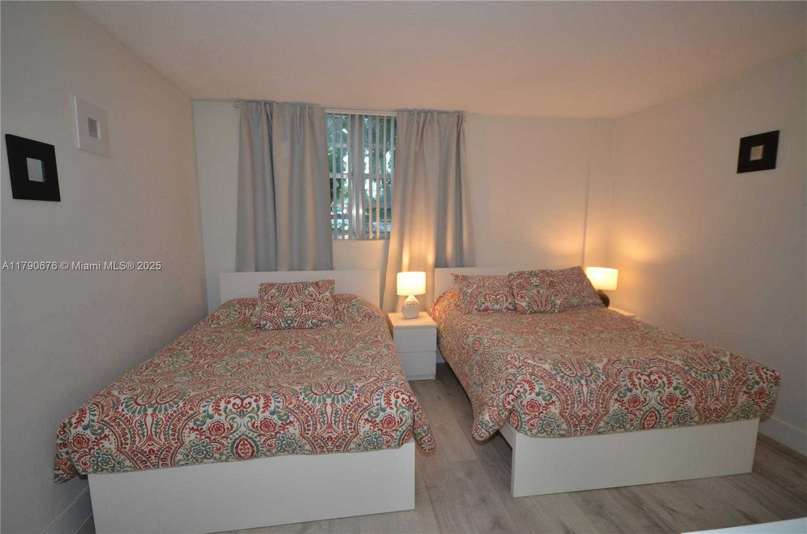 Small Image of 3801 SOUTH OCEAN DR #1D, Hollywood Number 12