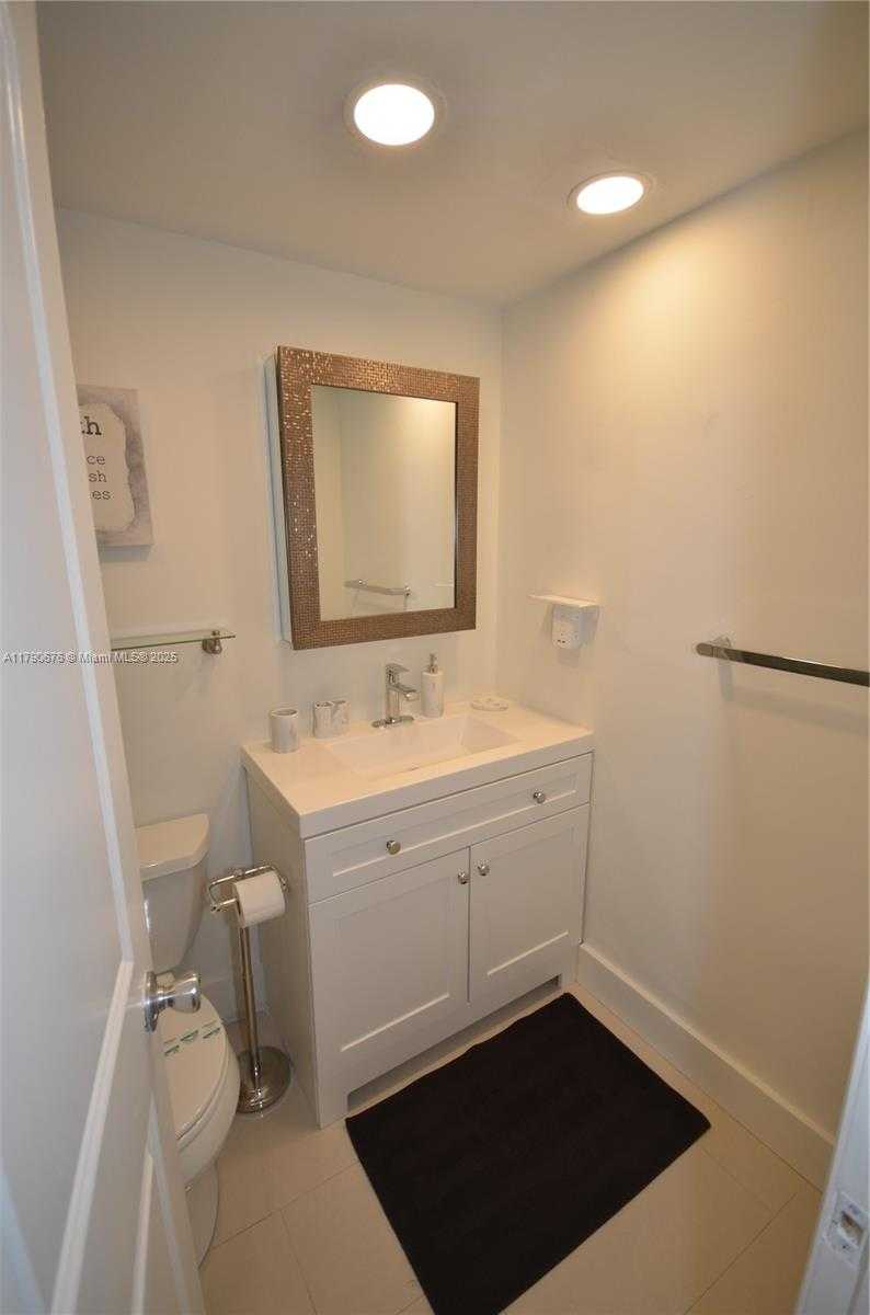 Small Image of 3801 SOUTH OCEAN DR #1D, Hollywood Number 14