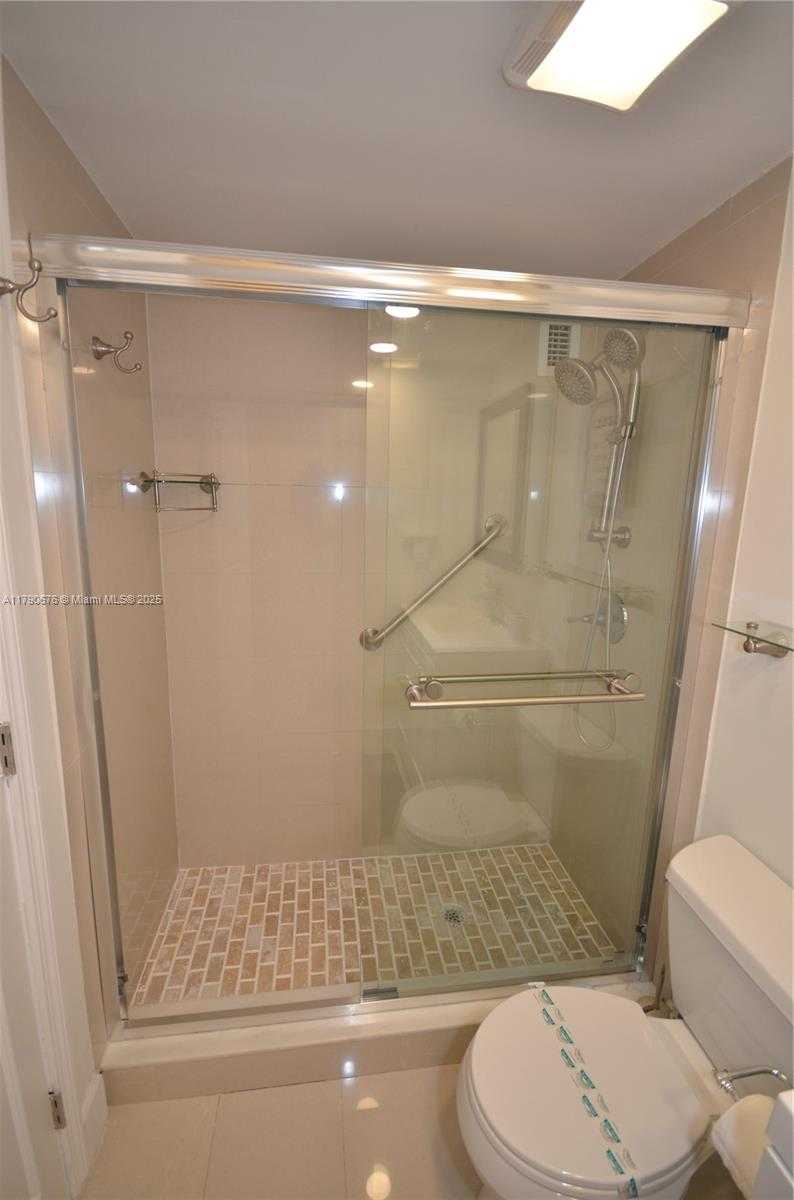 Small Image of 3801 SOUTH OCEAN DR #1D, Hollywood Number 15