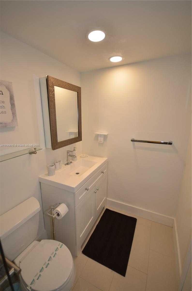 Small Image of 3801 SOUTH OCEAN DR #1D, Hollywood Number 18
