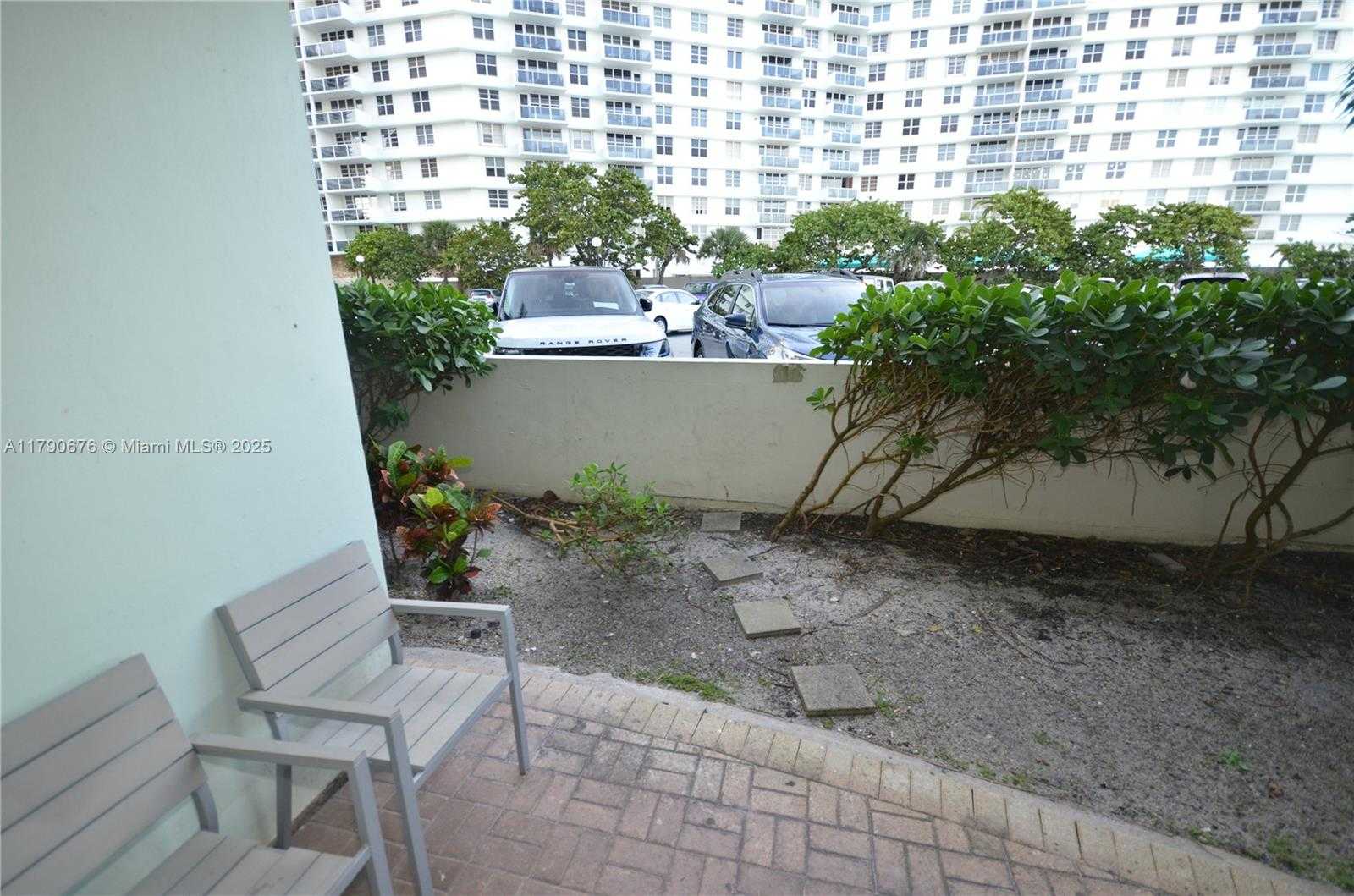 Small Image of 3801 SOUTH OCEAN DR #1D, Hollywood Number 22