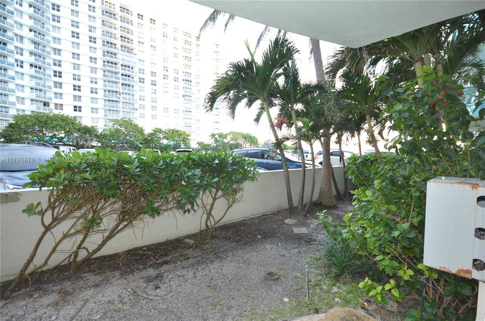 Small Image of 3801 SOUTH OCEAN DR #1D, Hollywood Number 23