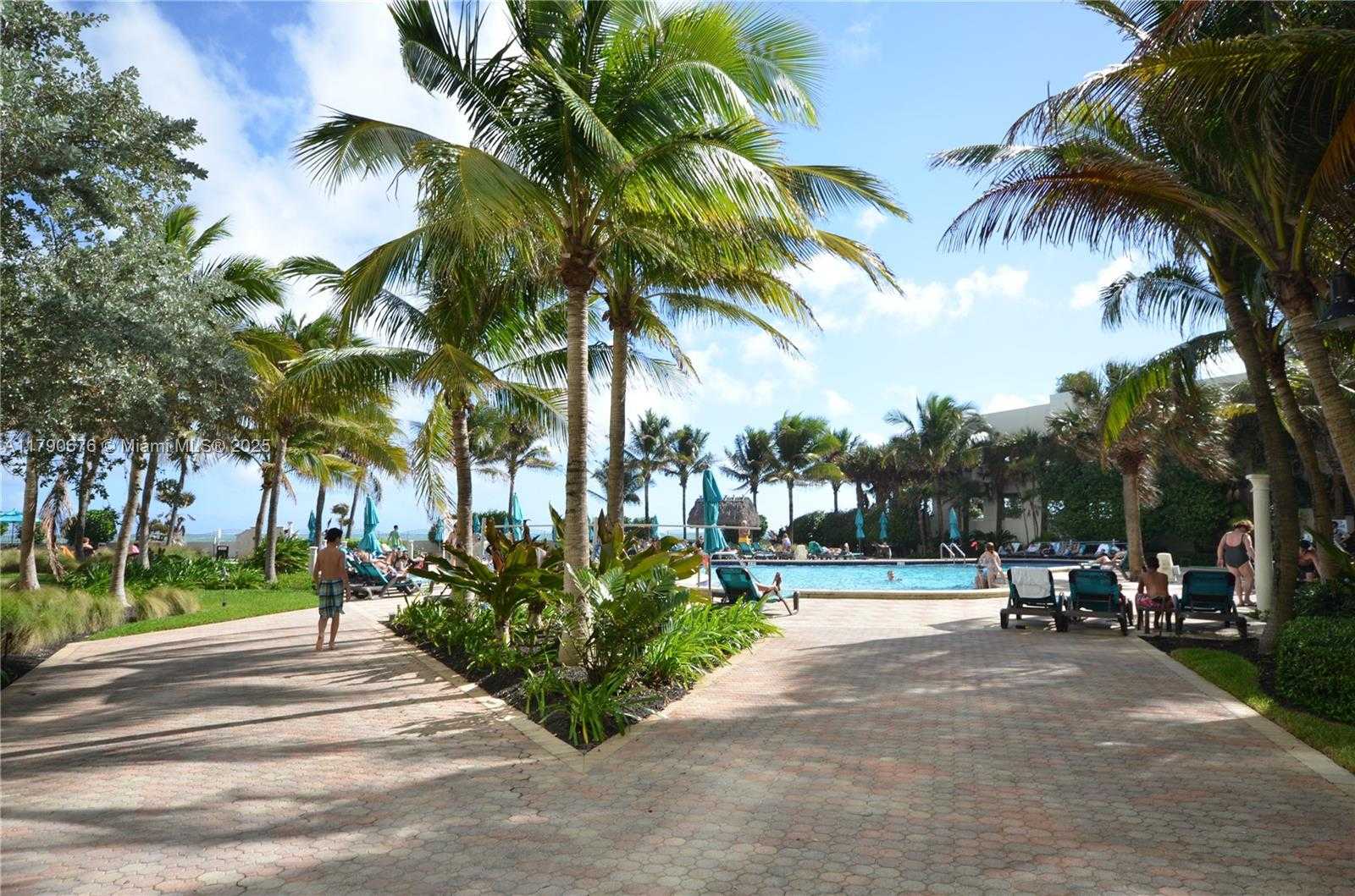 Small Image of 3801 SOUTH OCEAN DR #1D, Hollywood Number 31