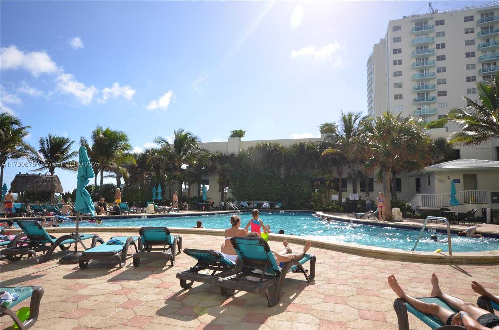 Small Image of 3801 SOUTH OCEAN DR #1D, Hollywood Number 32