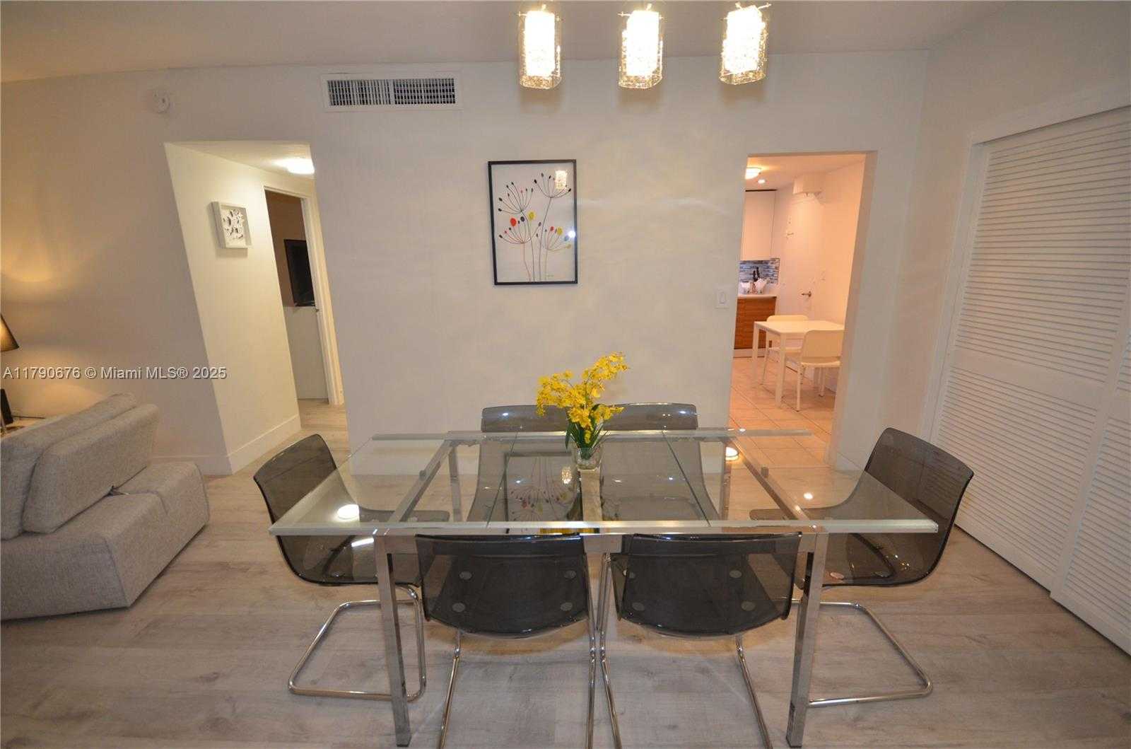 Small Image of 3801 SOUTH OCEAN DR #1D, Hollywood Number 5