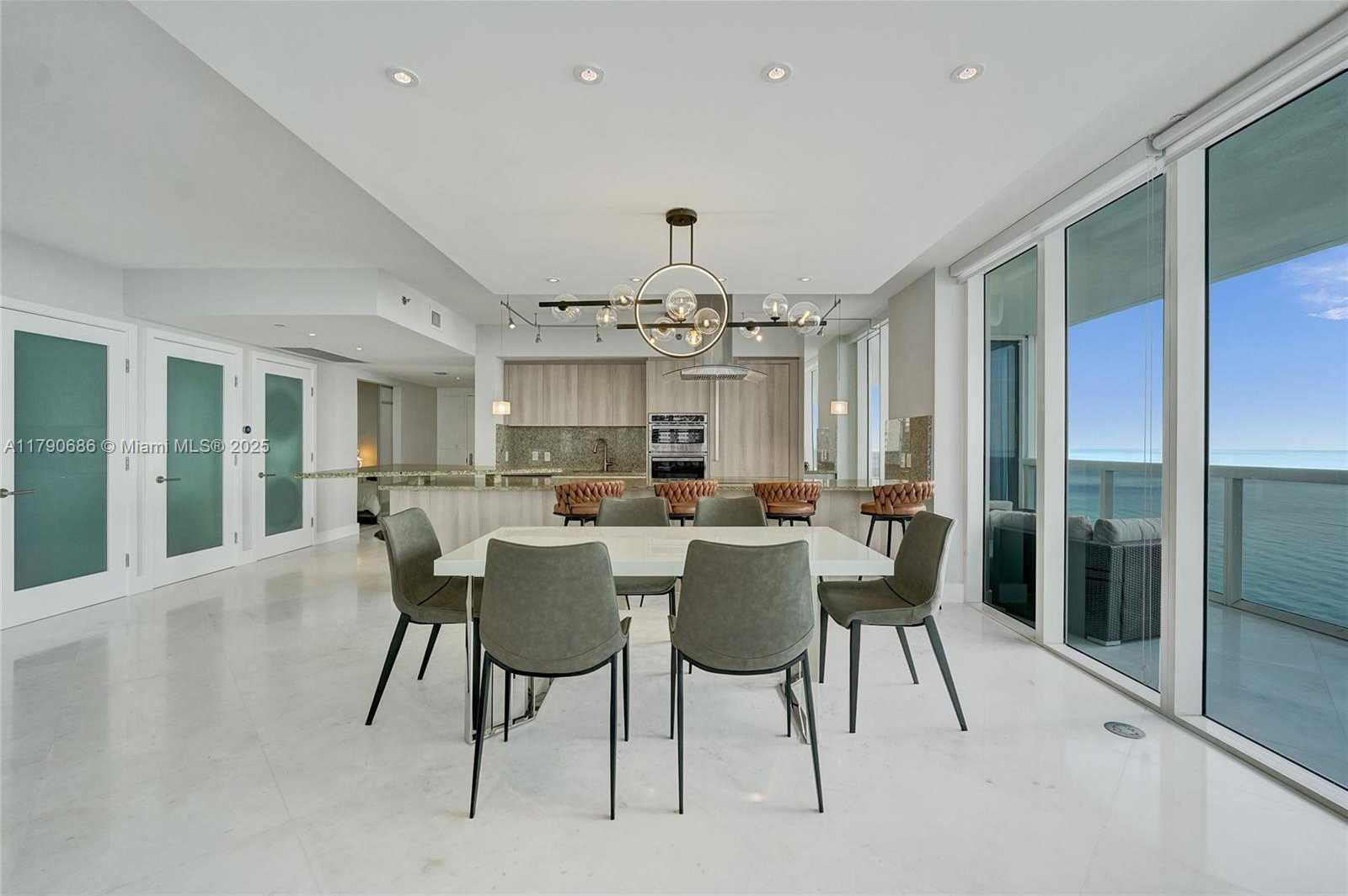 Small Image of 1830 SOUTH OCEAN DR #1502, Hallandale Beach Number 11