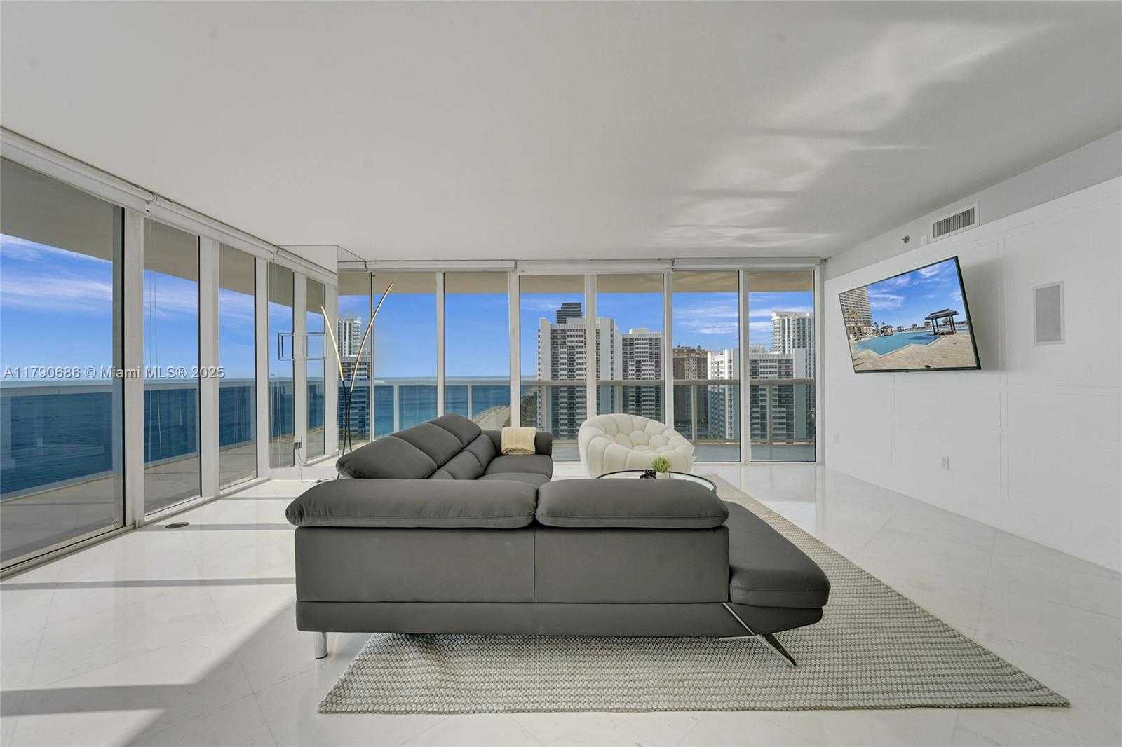 Small Image of 1830 SOUTH OCEAN DR #1502, Hallandale Beach Number 16