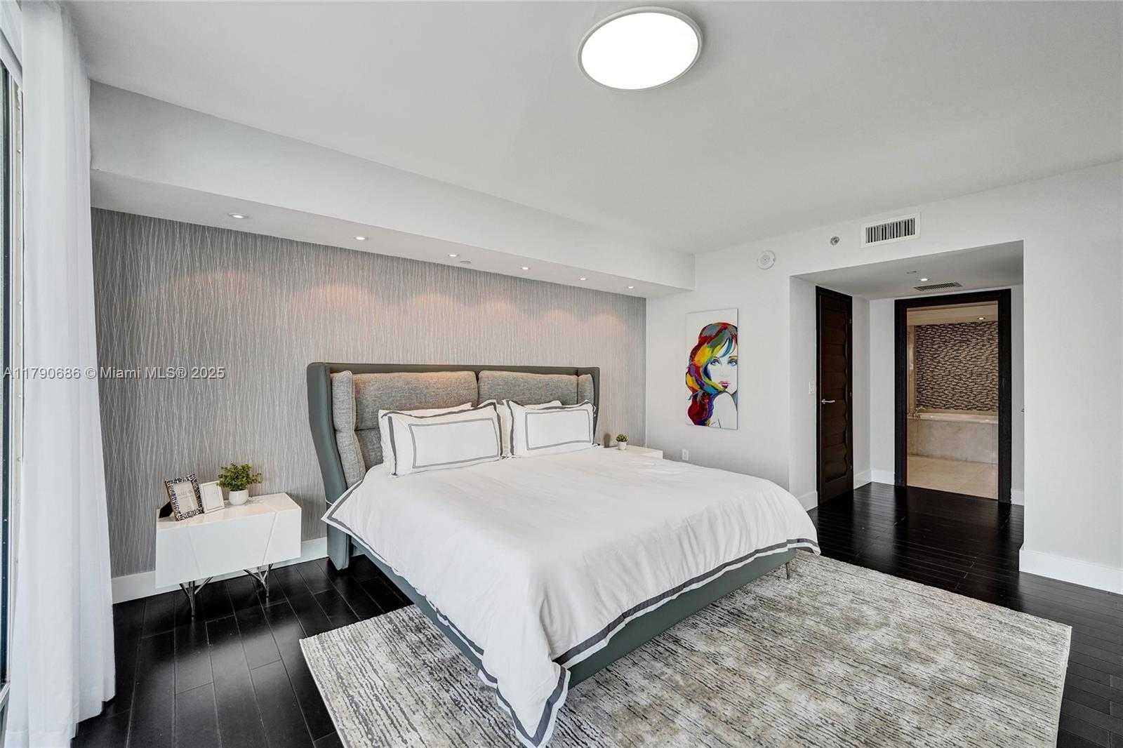 Small Image of 1830 SOUTH OCEAN DR #1502, Hallandale Beach Number 22