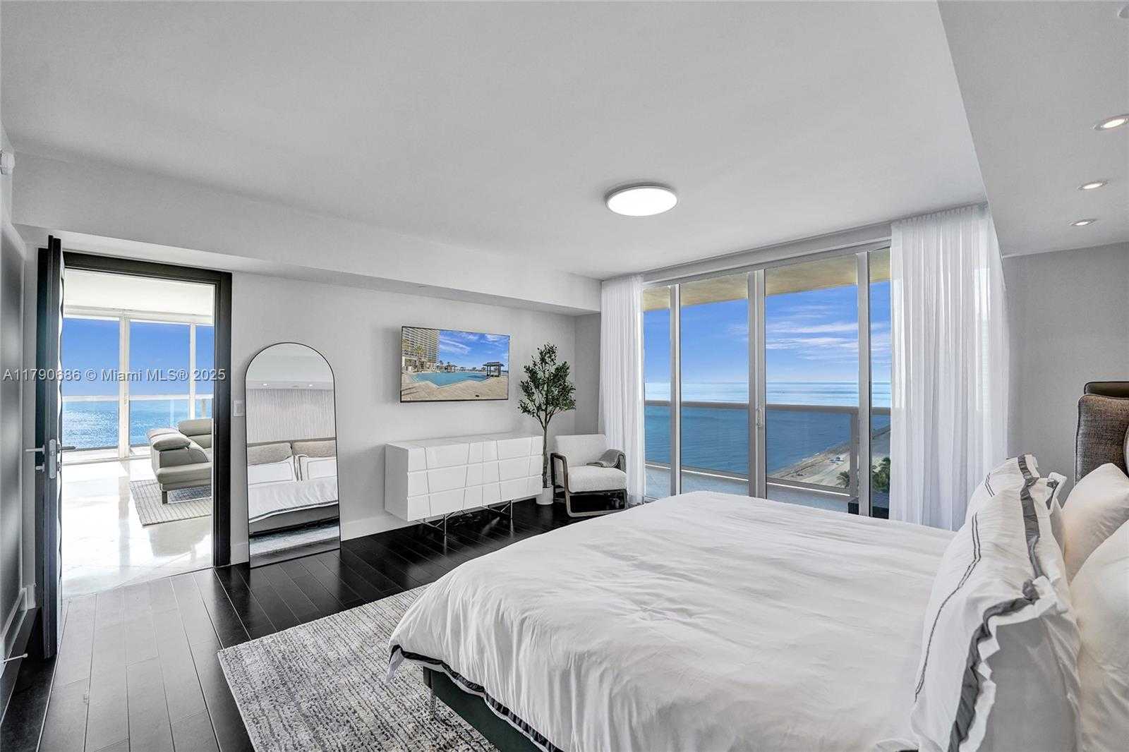 Small Image of 1830 SOUTH OCEAN DR #1502, Hallandale Beach Number 25