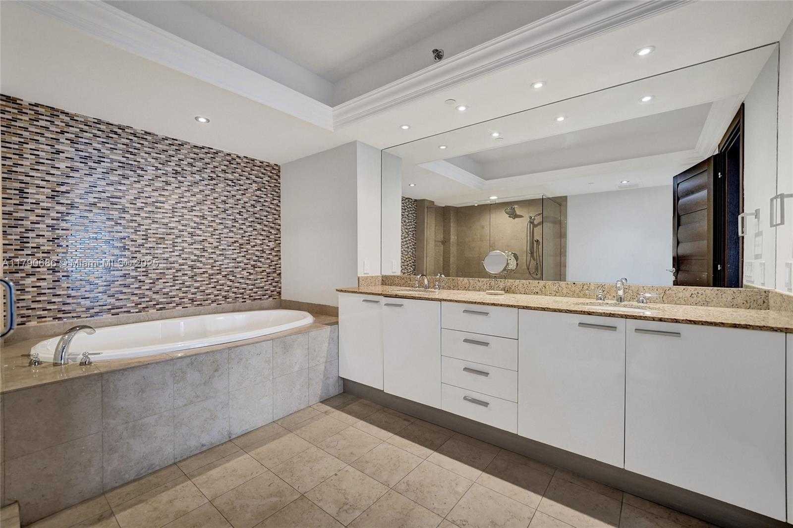 Small Image of 1830 SOUTH OCEAN DR #1502, Hallandale Beach Number 30