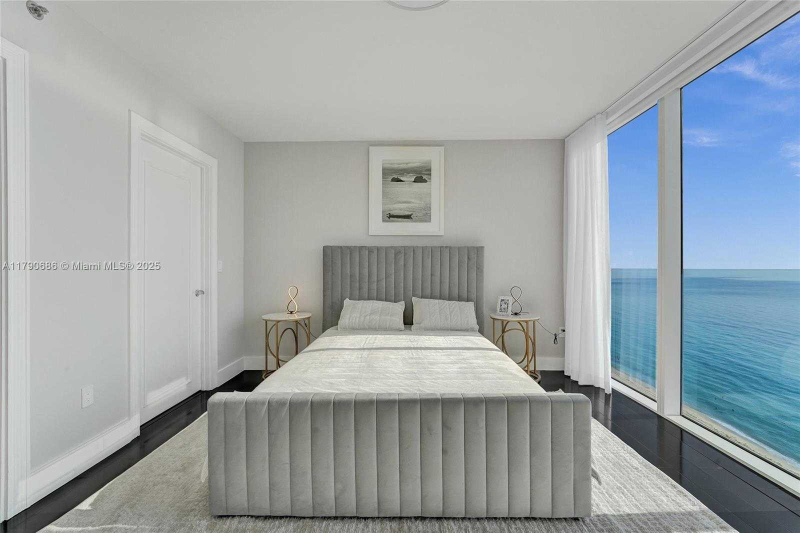 Small Image of 1830 SOUTH OCEAN DR #1502, Hallandale Beach Number 39