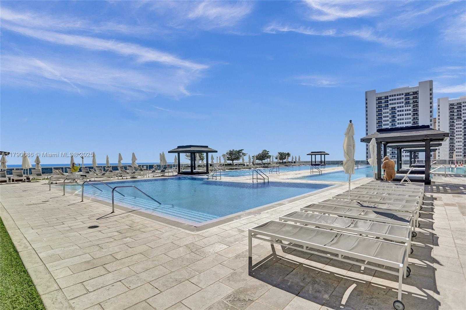 Small Image of 1830 SOUTH OCEAN DR #1502, Hallandale Beach Number 49