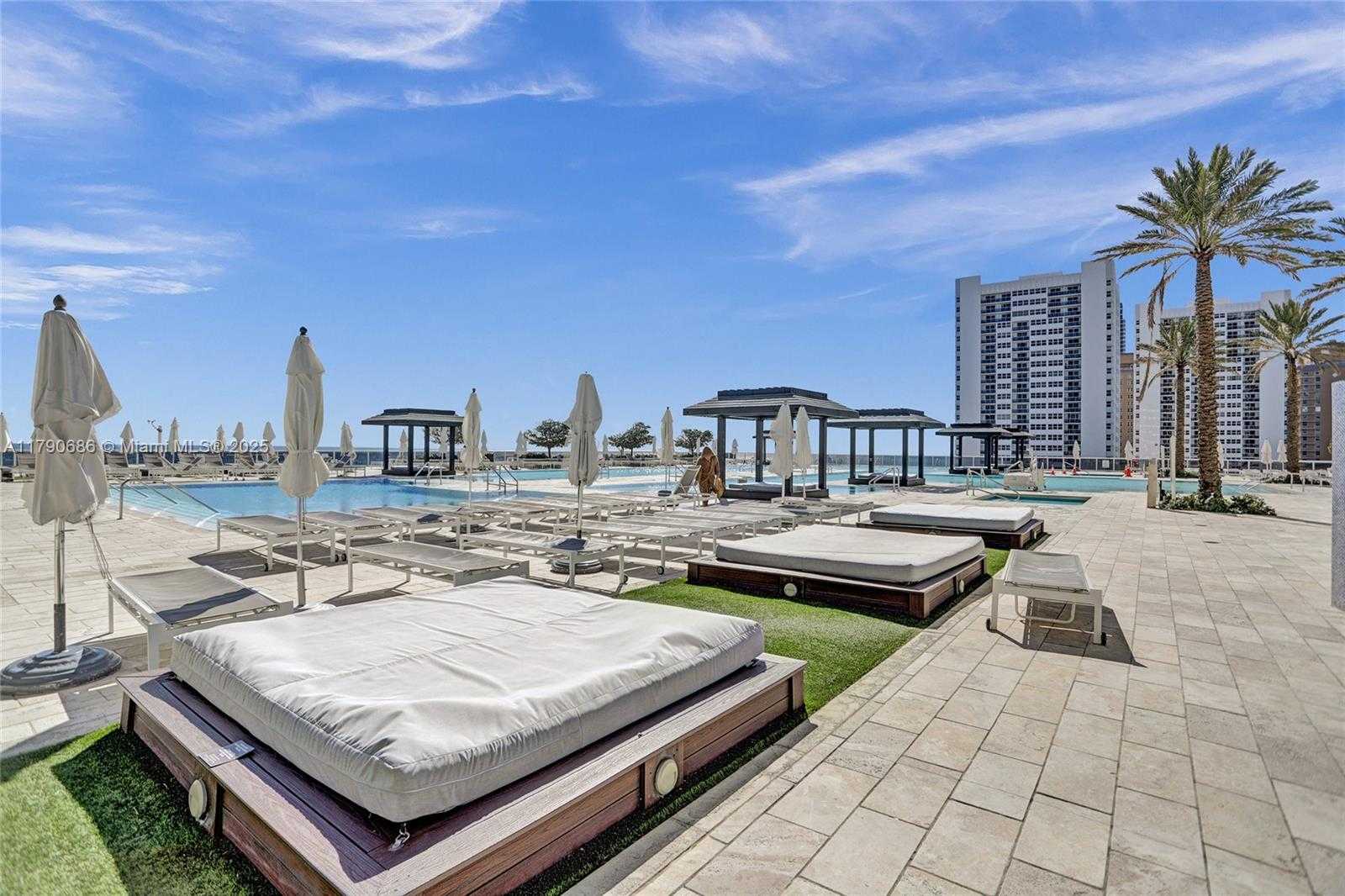 Small Image of 1830 SOUTH OCEAN DR #1502, Hallandale Beach Number 51