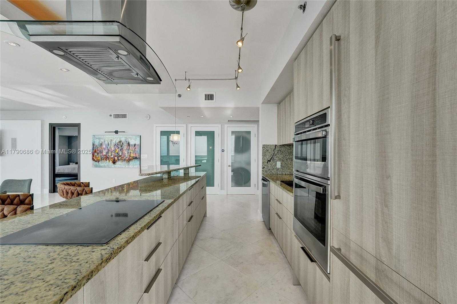 Small Image of 1830 SOUTH OCEAN DR #1502, Hallandale Beach Number 9