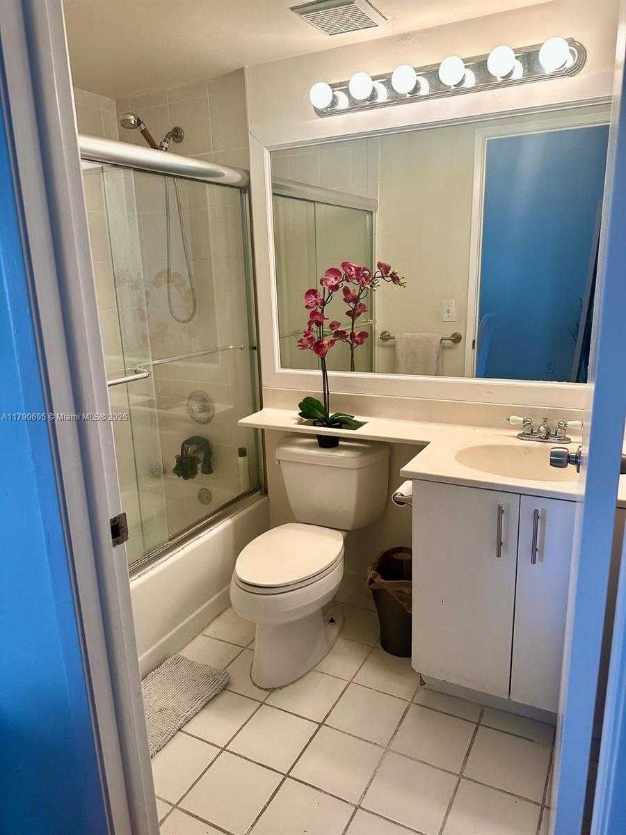 Small Image of 3300 NORTH EAST 192ND ST #913, Aventura Number 10