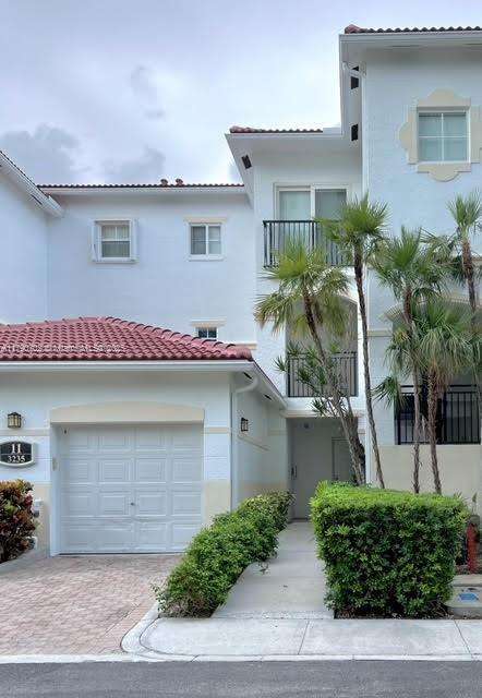 Small Image of 3235 #11101, Aventura Number 23