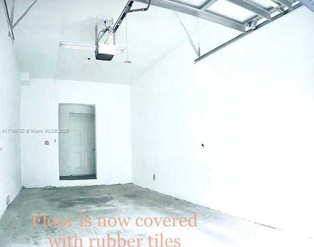 Small Image of 3235 #11101, Aventura Number 24