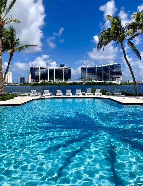 Small Image of 3235 #11101, Aventura Number 26