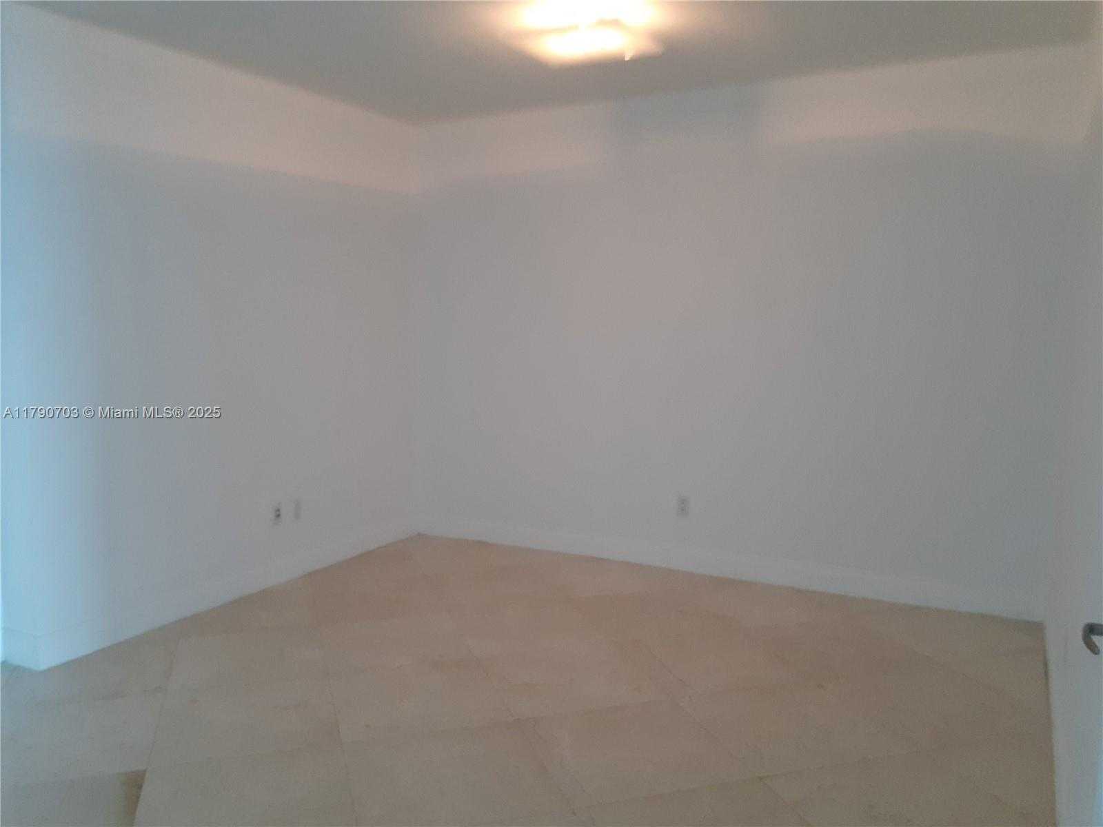 Small Image of 1331 BRICKELL BAY DR #3403, Miami Number 10