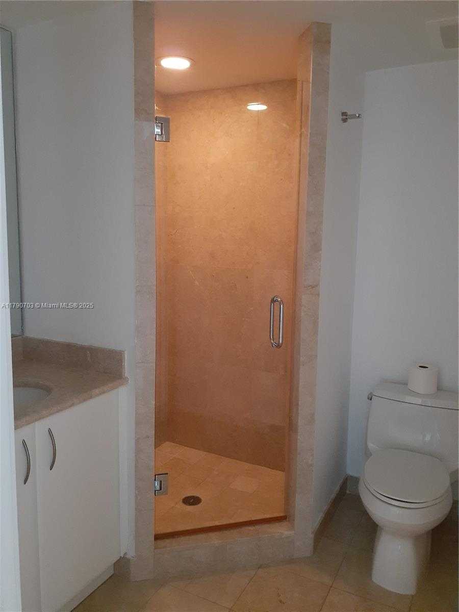 Small Image of 1331 BRICKELL BAY DR #3403, Miami Number 30