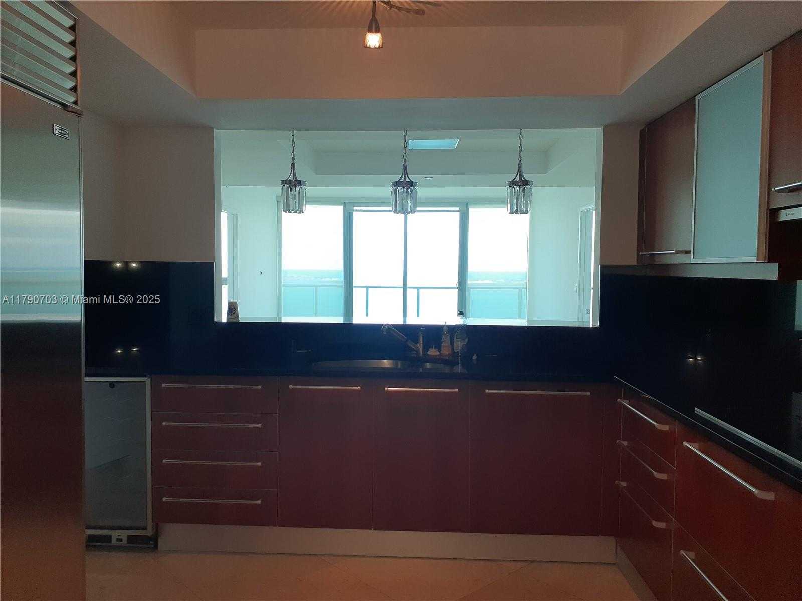 Small Image of 1331 BRICKELL BAY DR #3403, Miami Number 5
