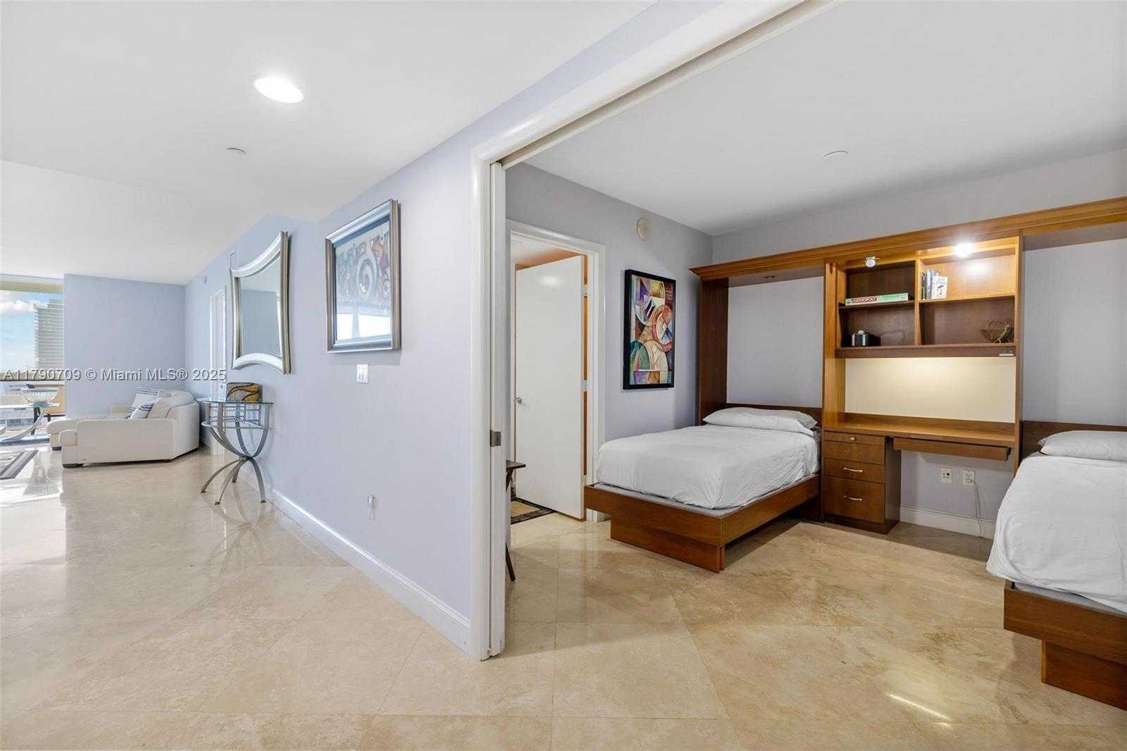 Small Image of 1830 SOUTH OCEAN DR #2804, Hallandale Beach Number 16