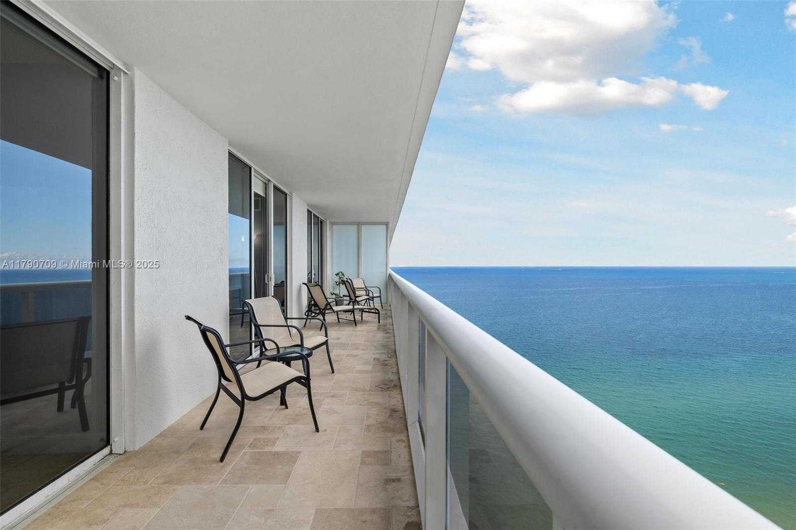 Small Image of 1830 SOUTH OCEAN DR #2804, Hallandale Beach Number 21
