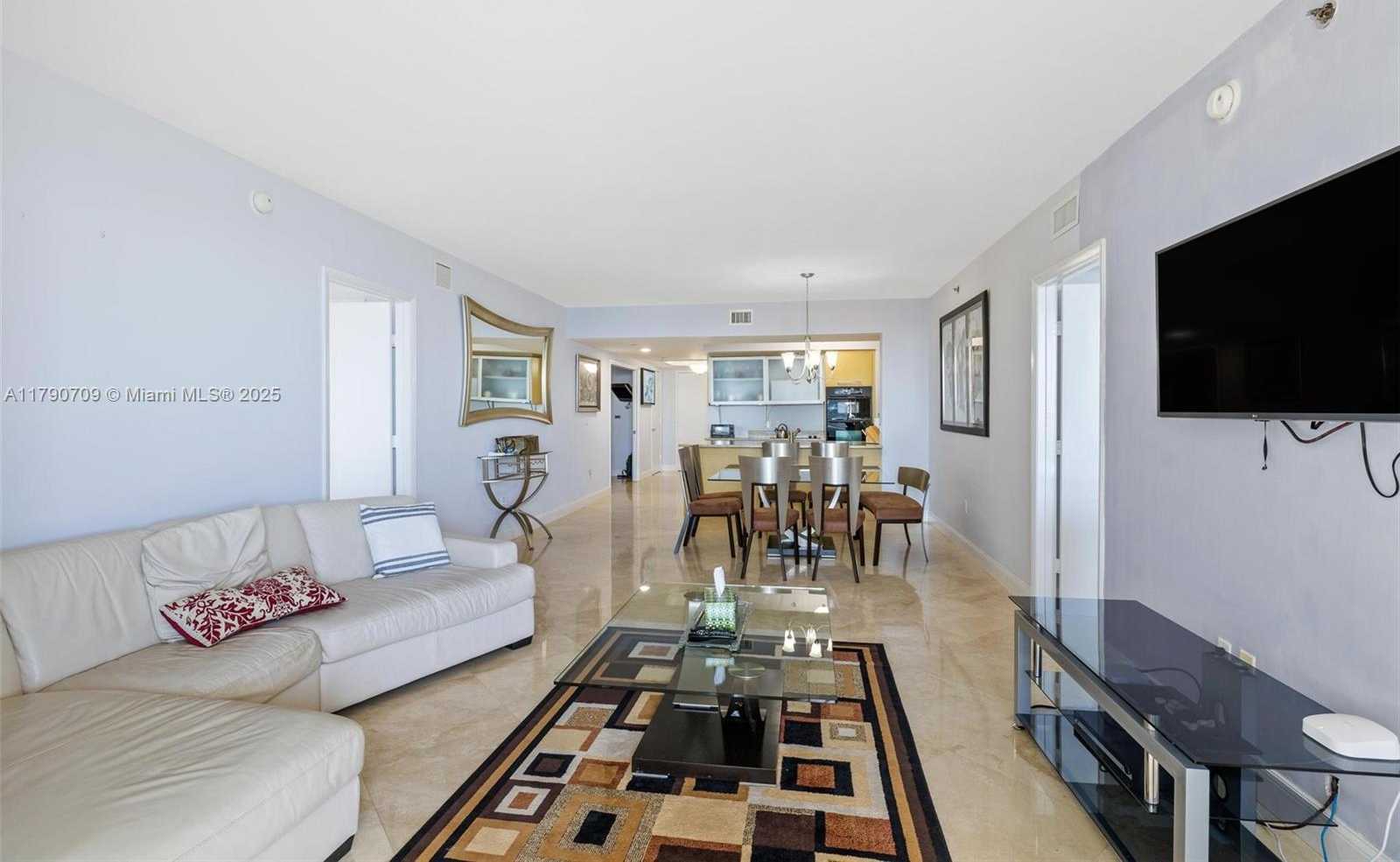 Small Image of 1830 SOUTH OCEAN DR #2804, Hallandale Beach Number 3