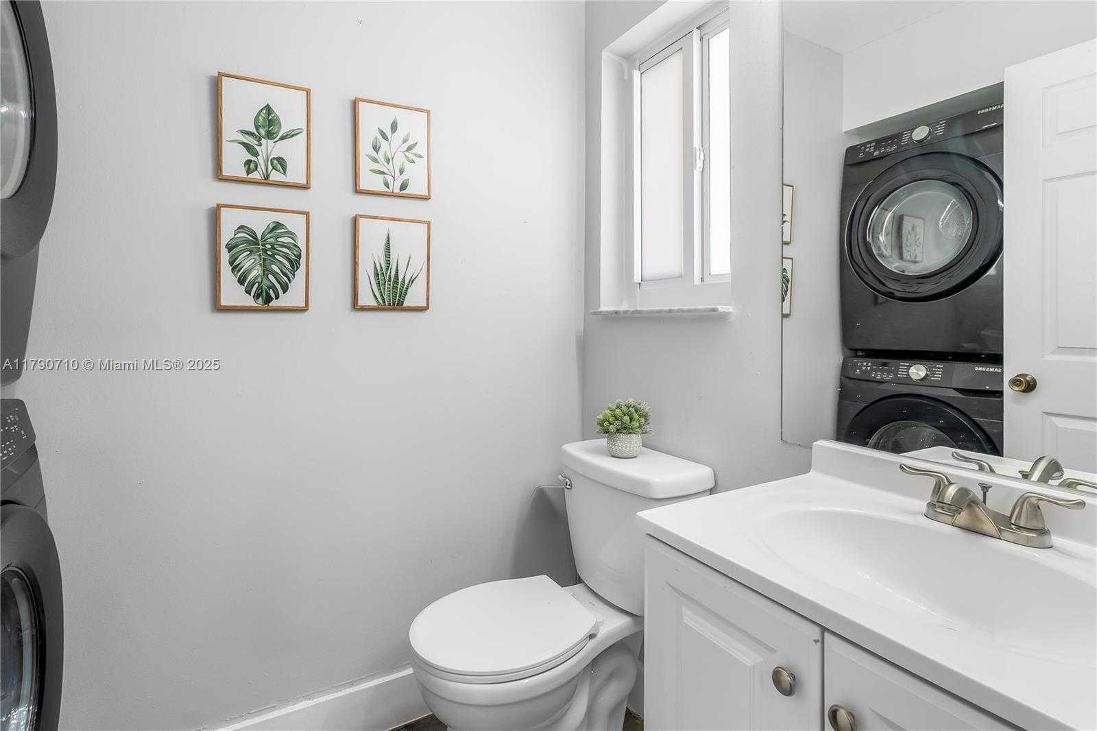 Small Image of 13906 SOUTH WEST 174TH ST, Miami Number 10