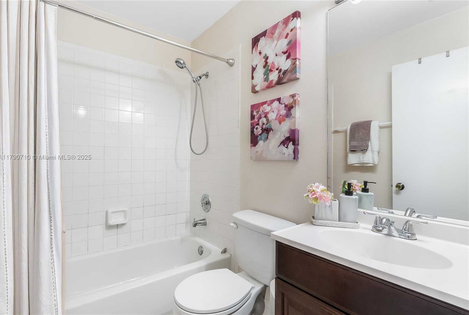 Small Image of 13906 SOUTH WEST 174TH ST, Miami Number 14
