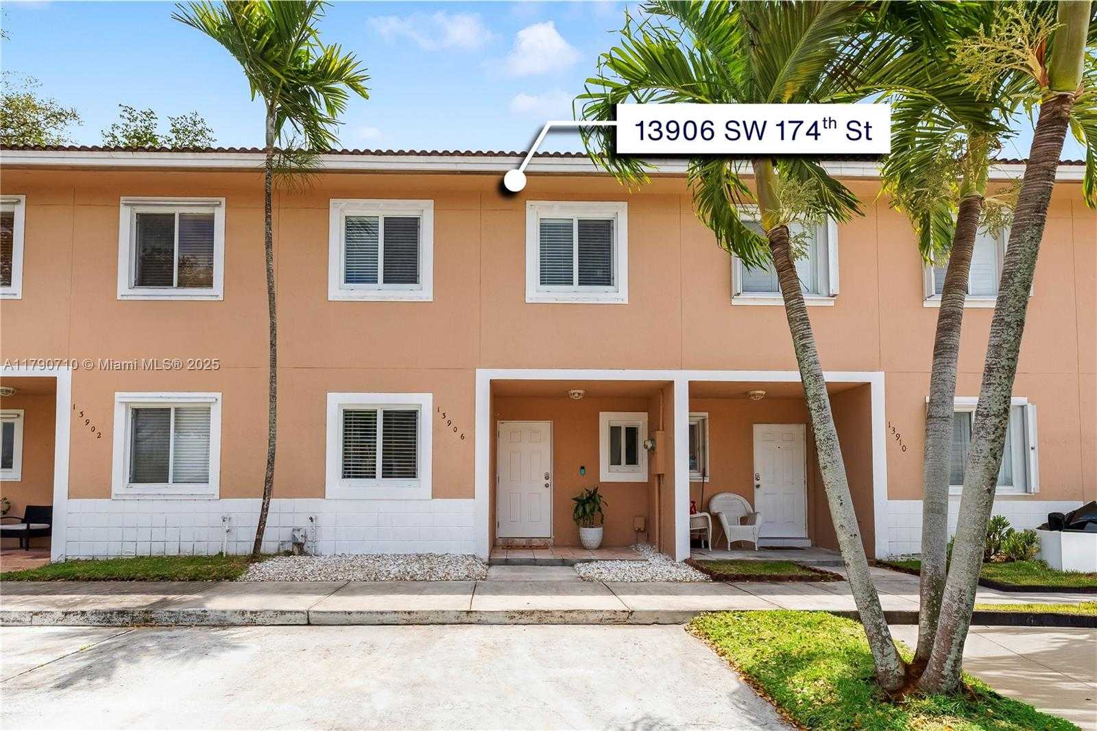 Small Image of 13906 SOUTH WEST 174TH ST, Miami Number 21