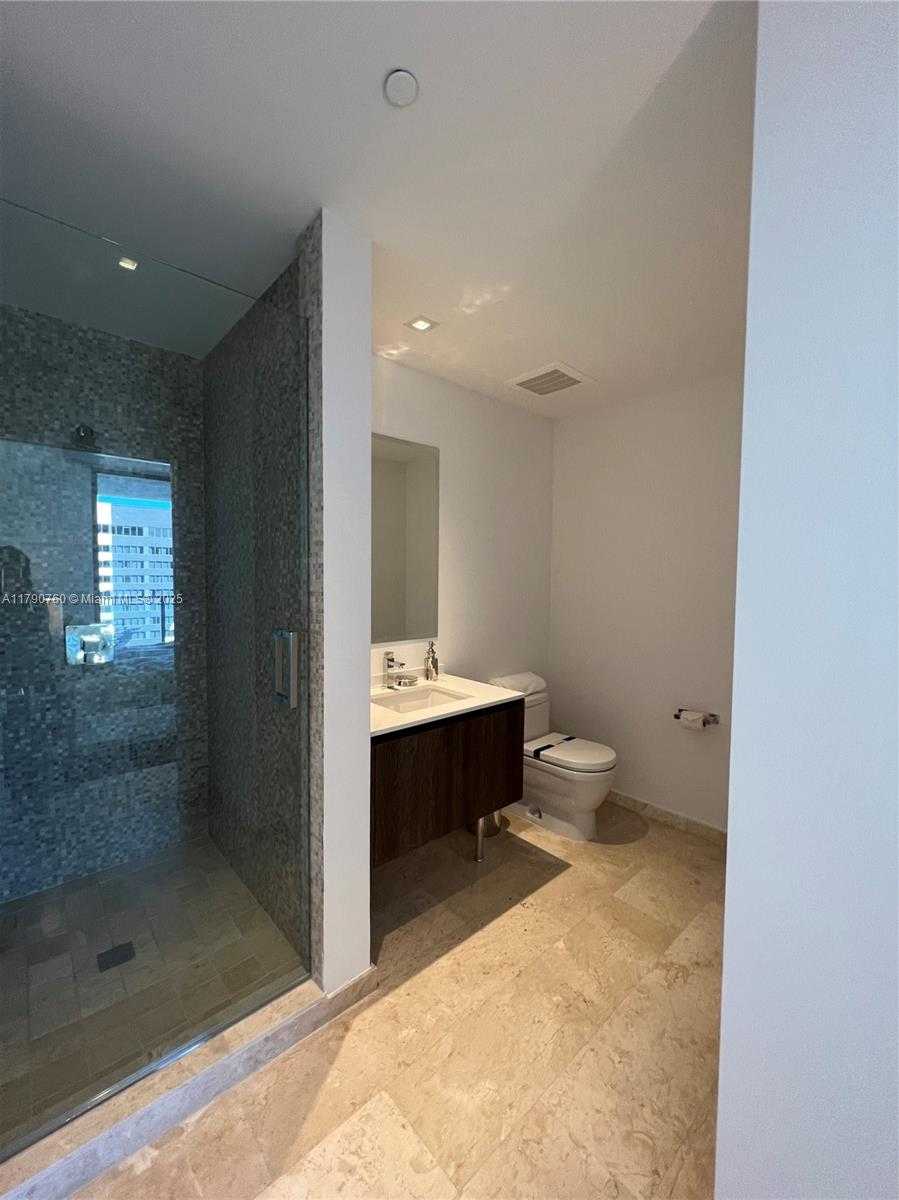 Small Image of 88 SOUTH WEST 7TH ST #1610, Miami Number 10