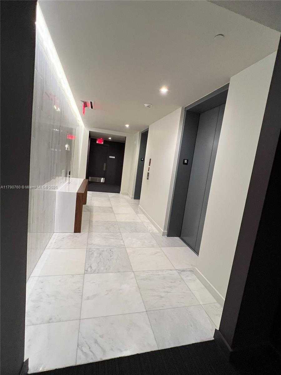 Small Image of 88 SOUTH WEST 7TH ST #1610, Miami Number 17