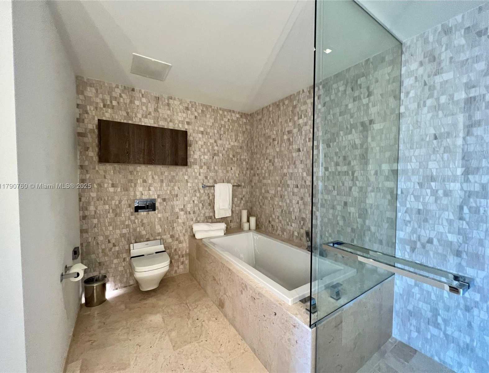 Small Image of 88 SOUTH WEST 7TH ST #1610, Miami Number 7