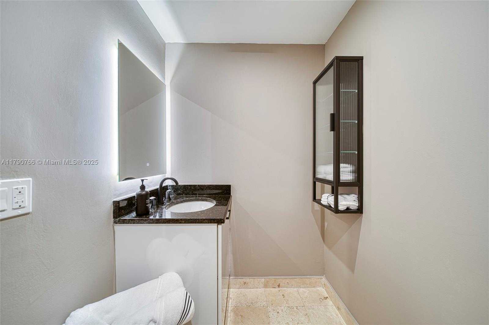 Small Image of 3339 VIRGINIA ST #327, Miami Number 13