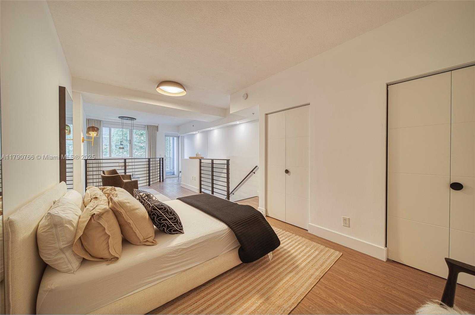 Small Image of 3339 VIRGINIA ST #327, Miami Number 9