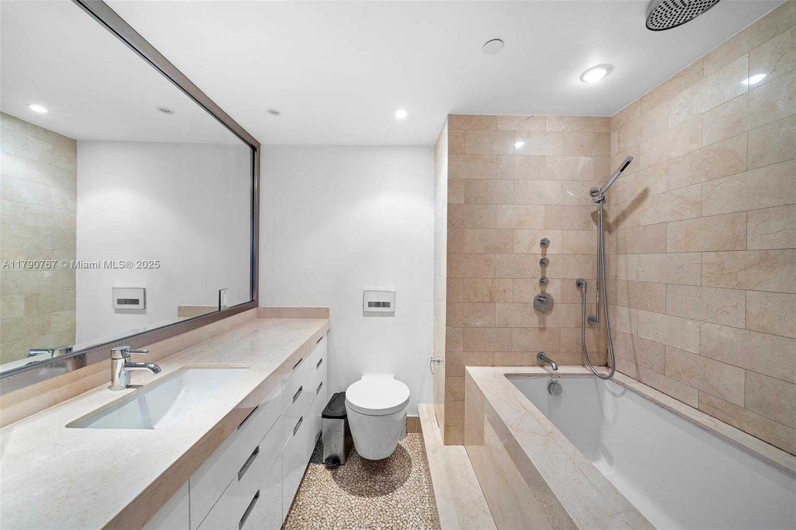Small Image of 4779 COLLINS AVE #3405, Miami Beach Number 20